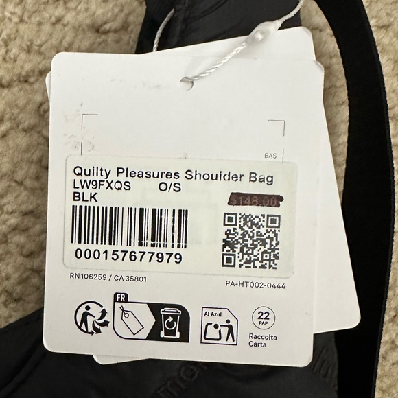 Lululemon Guilty Pleasures Shoulder Bag 14L in Black NWT - Picture 15 of 16